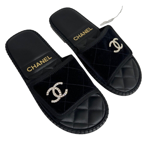 Chanel 23M Black Velvet Crystal CC Logo Hotel Mule Slide Slip On Flat Sandal 40 - Picture 1 of 16